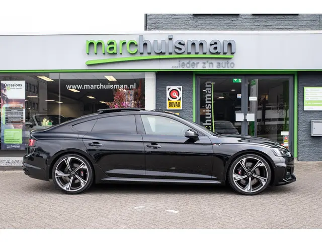 Audi RS5 3