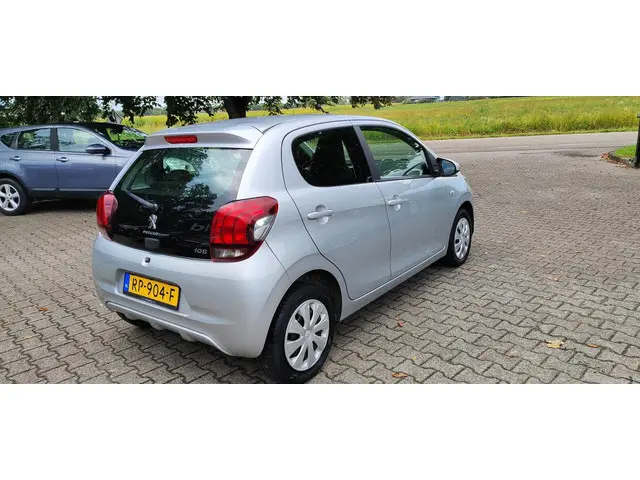 Peugeot 108 1.0 e-VTi Active bj 2018 airco 2018 Benzine 4