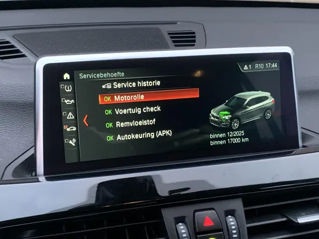 BMW X1 sDrive20i Orange Edition II 2018 Benzine 20