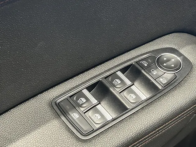 Renault Captur 1.3 TCe 155 Initiale Paris 2020 Benzine 17