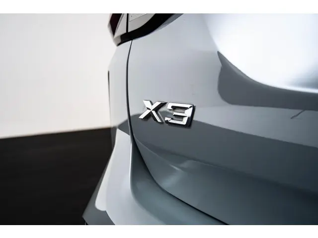 BMW X3 xDrive30e High Executive 2021 Hybride Benzine 13