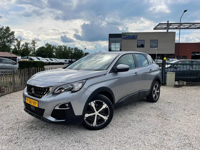 Peugeot 3008 1.2 Première AUTOMAAT, trekhaak. 2017 Benzine 21