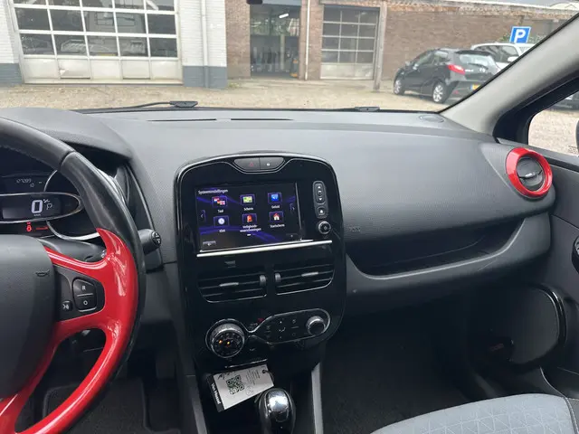 Renault Clio Estate 1.2 Dynamique 2015 Benzine 17