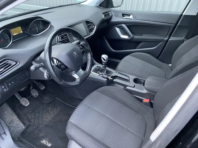 Peugeot 308 3