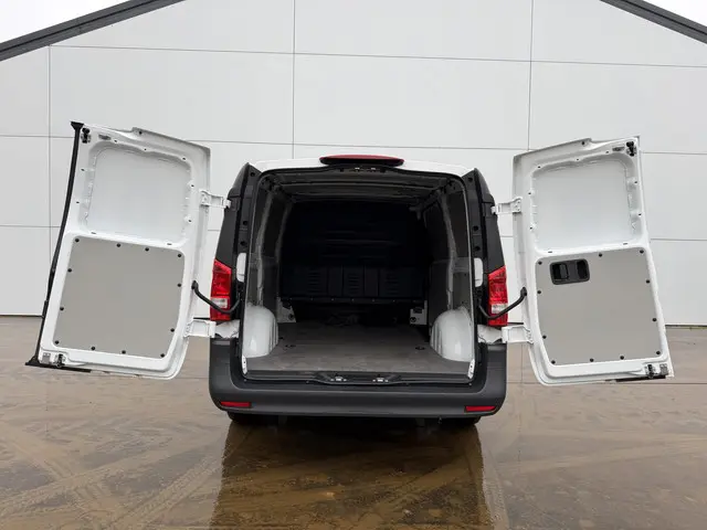 Mercedes-Benz eVito 112 Pro 66kWh 2024 Elektrisch 12
