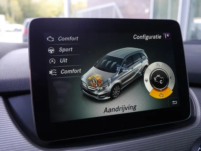 Mercedes-Benz B-Klasse 180 Prestige 2017 Benzine 28