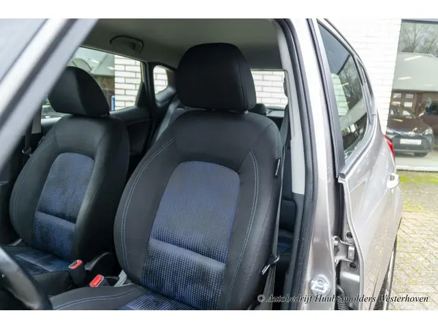 Hyundai ix20 1.4i Go! 2017 Benzine 15