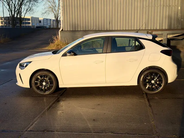 Opel Corsa 1.2 Edition Nette Auto 101 PK 2020 Benzine 4