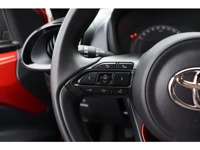 Toyota Aygo X 1.0 VVT-i MT Envy Cabrio 2022 Benzine 12