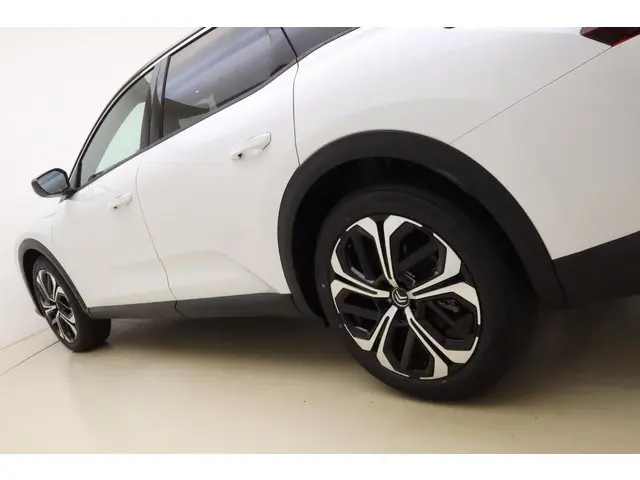 Citroën C5 X C5X 1.2 PureTech Plus 2025 Benzine 16