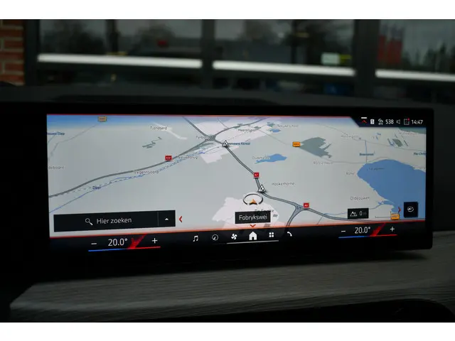 BMW 3 Serie Touring 330e M-Sport 2025 Hybride Benzine 65