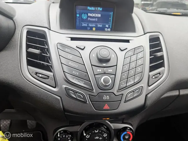Ford Fiesta 1.6 TDCi Lease Style 2014 Diesel 17