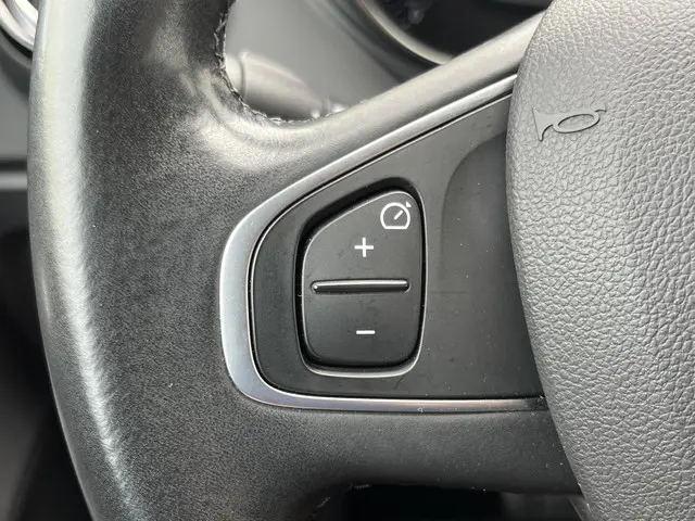 Renault Captur 1.3 TCe Intens 2019 Benzine 37
