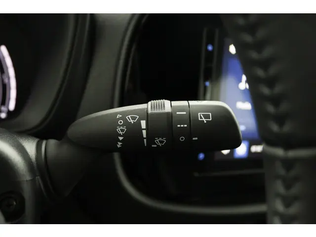 Toyota Aygo X 1.0 VVT-i MT Play 2024 Benzine 31