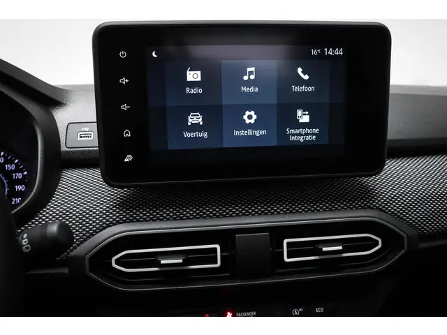 Dacia Sandero 1.0 TCe 90 Expression 2024 Benzine 34