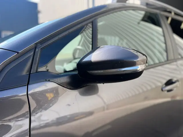 Peugeot 2008 1.2 PureTech Blue Lion 2016 Benzine 25