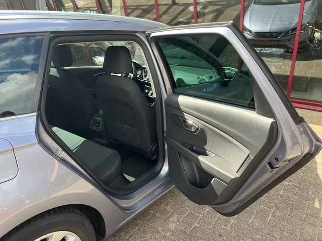 SEAT Leon ST 1.0 EcoTSI Style Connect 2016 Benzine 20