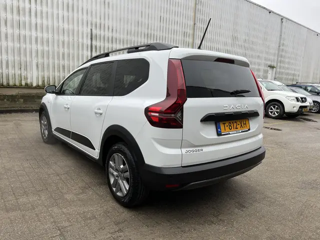 Dacia Jogger 1.0 TCe 110 Expression 7p. 2023 Benzine 32