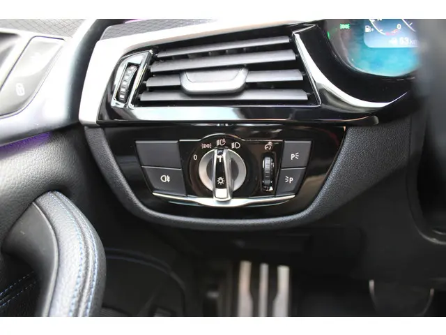 BMW 5 Serie Touring 540i xDrive Touring 2022 Benzine 22