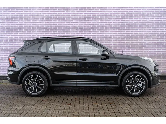 Lynk & Co 01 1.5 Core Plug-in Hybrid 2025 Hybride Benzine 19