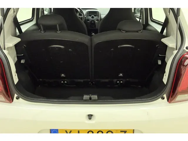 Peugeot 108 1.0 e-VTi Active 2019 Benzine 3