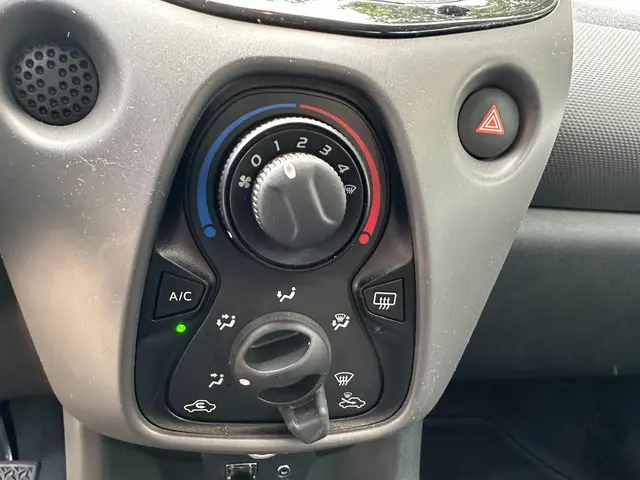 Peugeot 108 1.0 e-VTi Active CARPLAY - CAMERA 2021 Benzine 20
