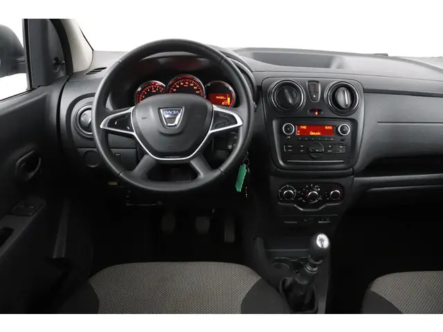 Dacia Lodgy 2