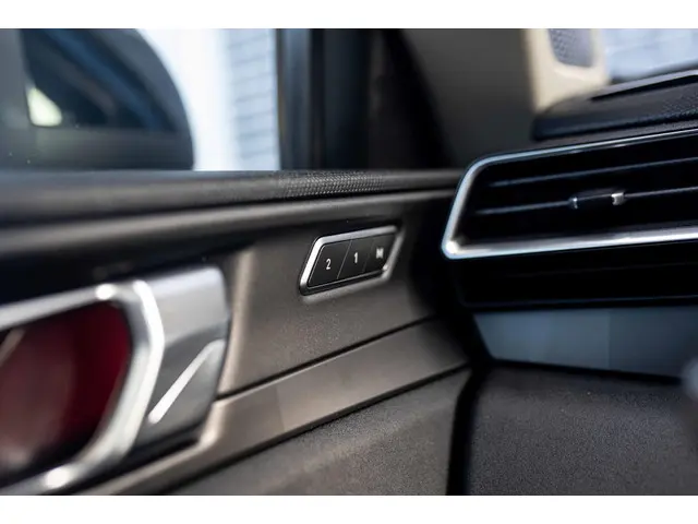 Lynk & Co 01 1.5 2022 Hybride Benzine 9