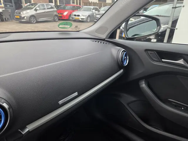 Audi A3 Sportback 1.0 TFSI De.PL.+ 2017 Benzine 19