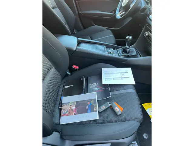 Mazda 3 2.0 SkyActiv-G 120 SkyLease GT 2019 Benzine 20