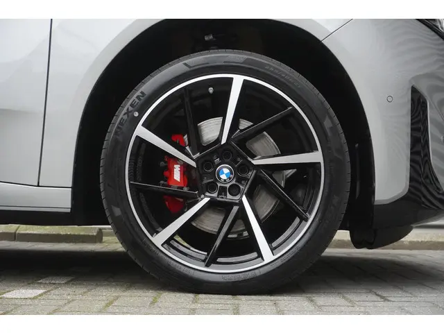 BMW iX3 50 xDrive 2026 Elektrisch 6