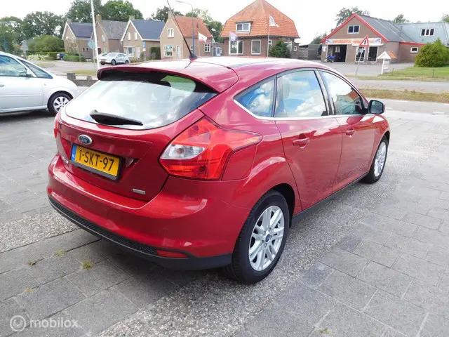 Ford Focus 1.0 EcoBoost Titanium 2013 Benzine 3