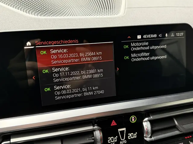 BMW 4 Serie Cabrio 420i High Executive 2021 Benzine 23