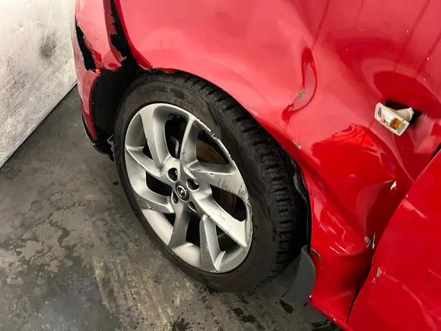 Opel ADAM 1.4 Slam SCHADEAUTO!! 2014 Benzine 12