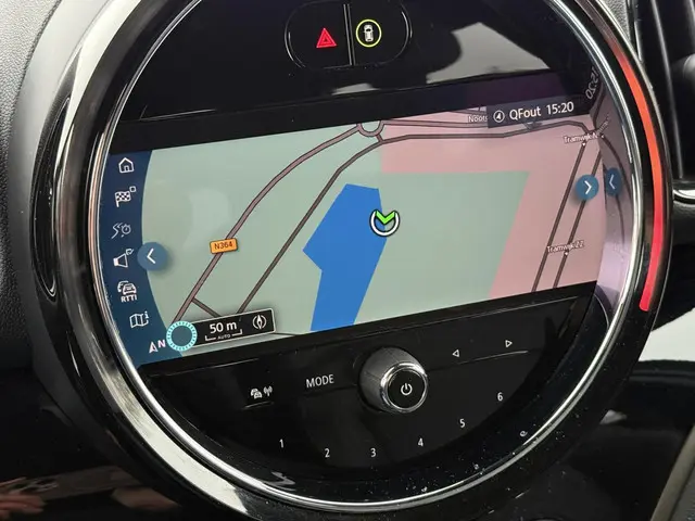 MINI Countryman Cooper S E ALL4 2023 Hybride Benzine 18