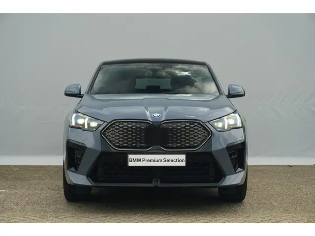 BMW iX2 eDrive20 2025 Elektrisch 5