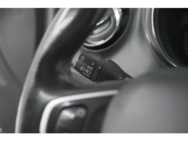 Renault Captur TCe 90 Dynamique 2016 Benzine 30