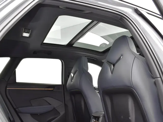 CUPRA Terramar 1.5 TSI 150pk DSG Business 2025 Benzine 12