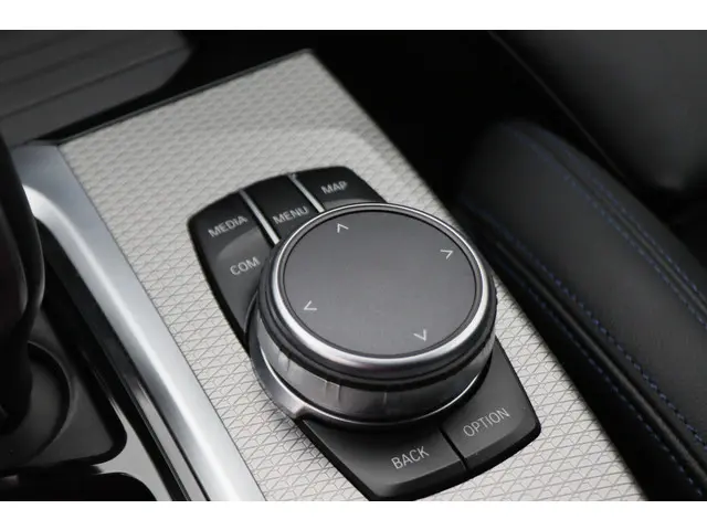 BMW X3 xDrive30i High Executive M Sport 2019 Benzine 56