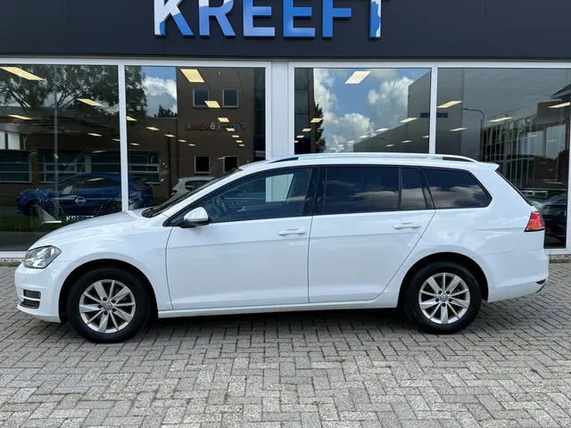 Volkswagen Golf 2