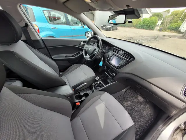 Hyundai i20 1.0 T-GDI Comfort 2017 Benzine 29