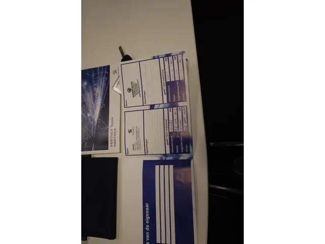 Peugeot Partner Tepee PT 110 Active 2018 Benzine 35