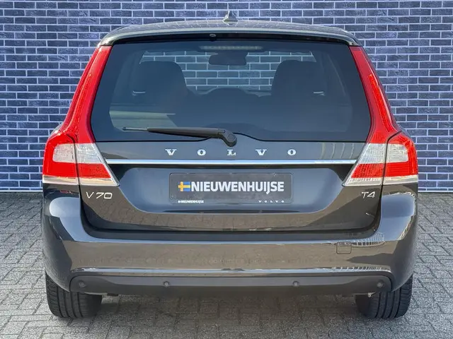 Volvo V70 2.0 T4 Classic Edition 2016 Benzine 15