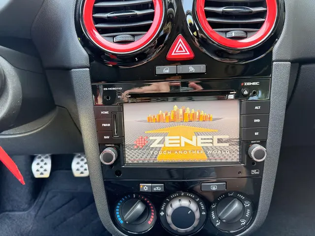 Opel Corsa 1.4-16V COLOR OPC LINE 2013 Benzine 9