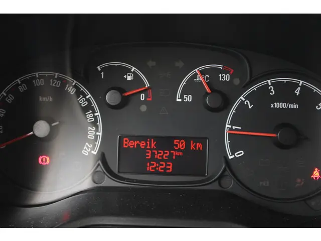 Opel Combo 1.4 L1H1 ecoFLEX 2015 Benzine 21