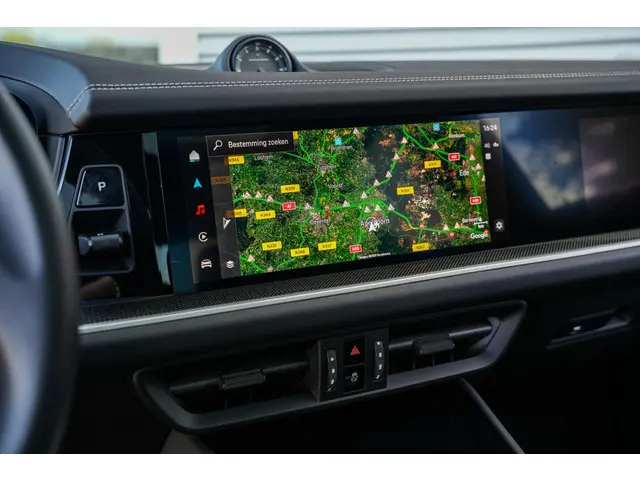 Porsche Cayenne Coupé 3.0 E-Hybrid 2024 Hybride Benzine 18