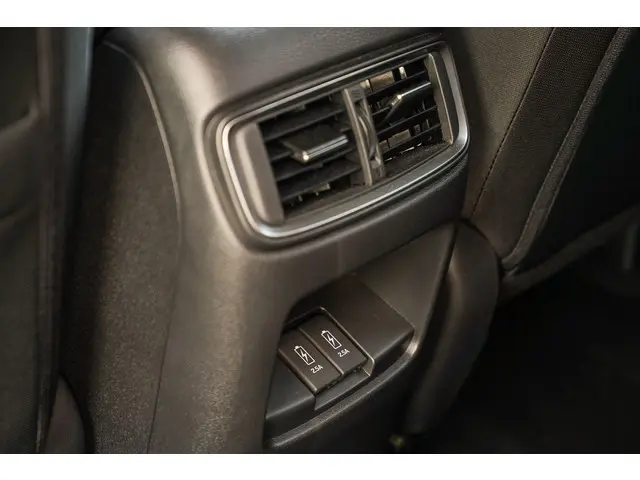 Honda CR-V 2.0i e:HEV ELEGANCE 2023 Hybride Benzine 47