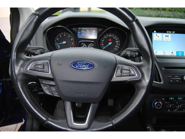 Ford Focus Wagon 1.0 Titanium 2016 Benzine 18