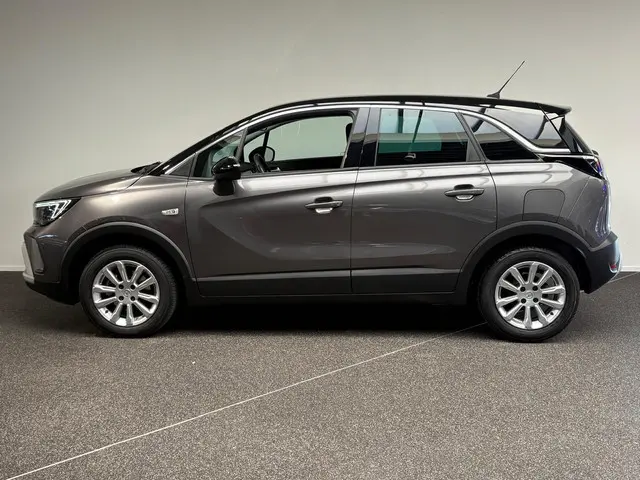 Opel Crossland 1.2 Turbo Elegance 2022 Benzine 12