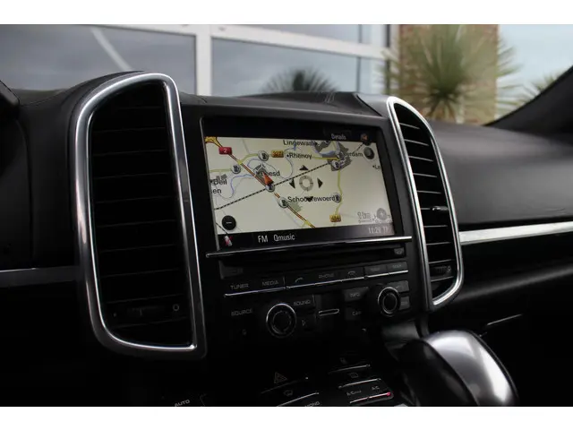 Porsche Cayenne 3.0 D 2012 Diesel 24